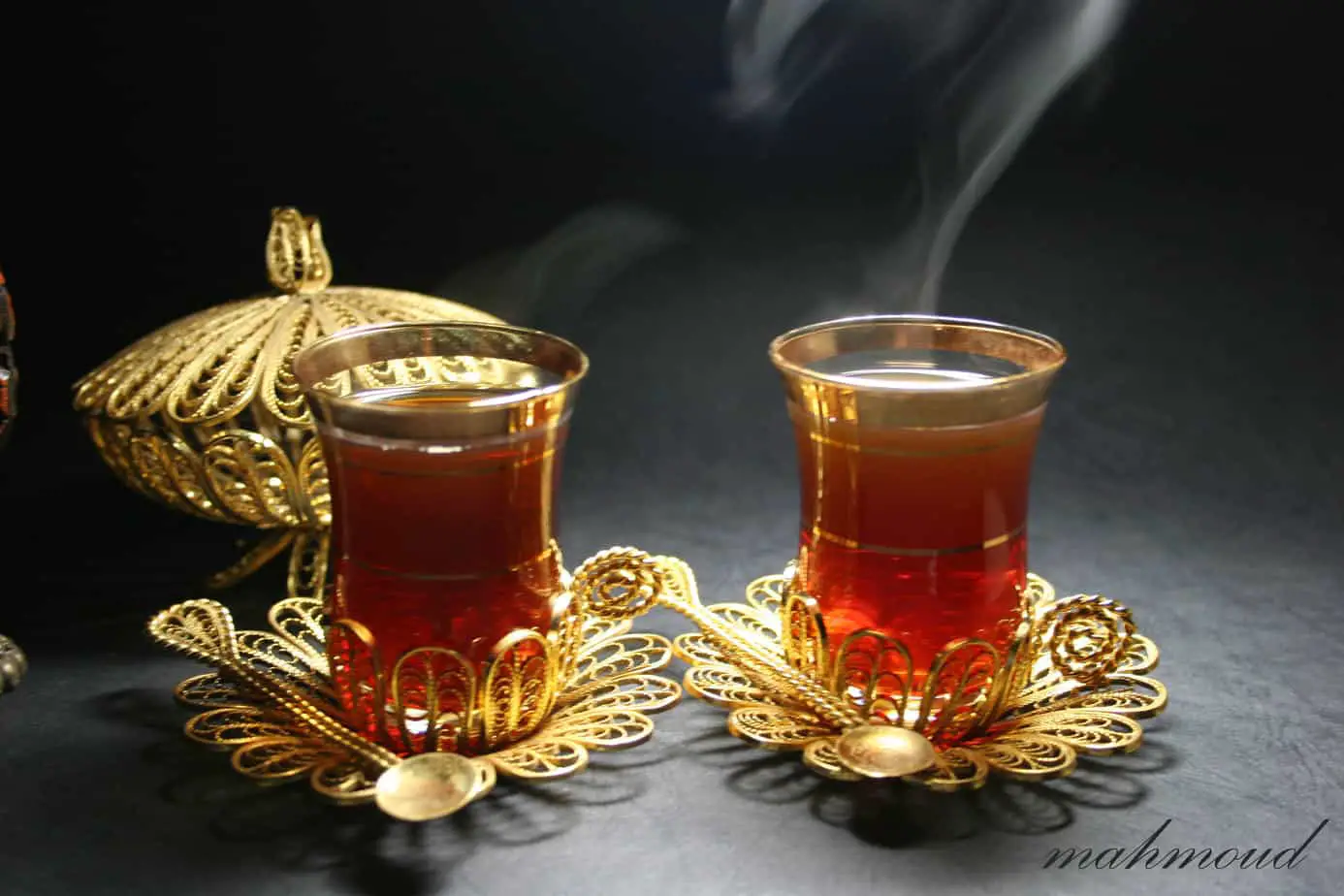 Use these Farsi phrases while drinking tea